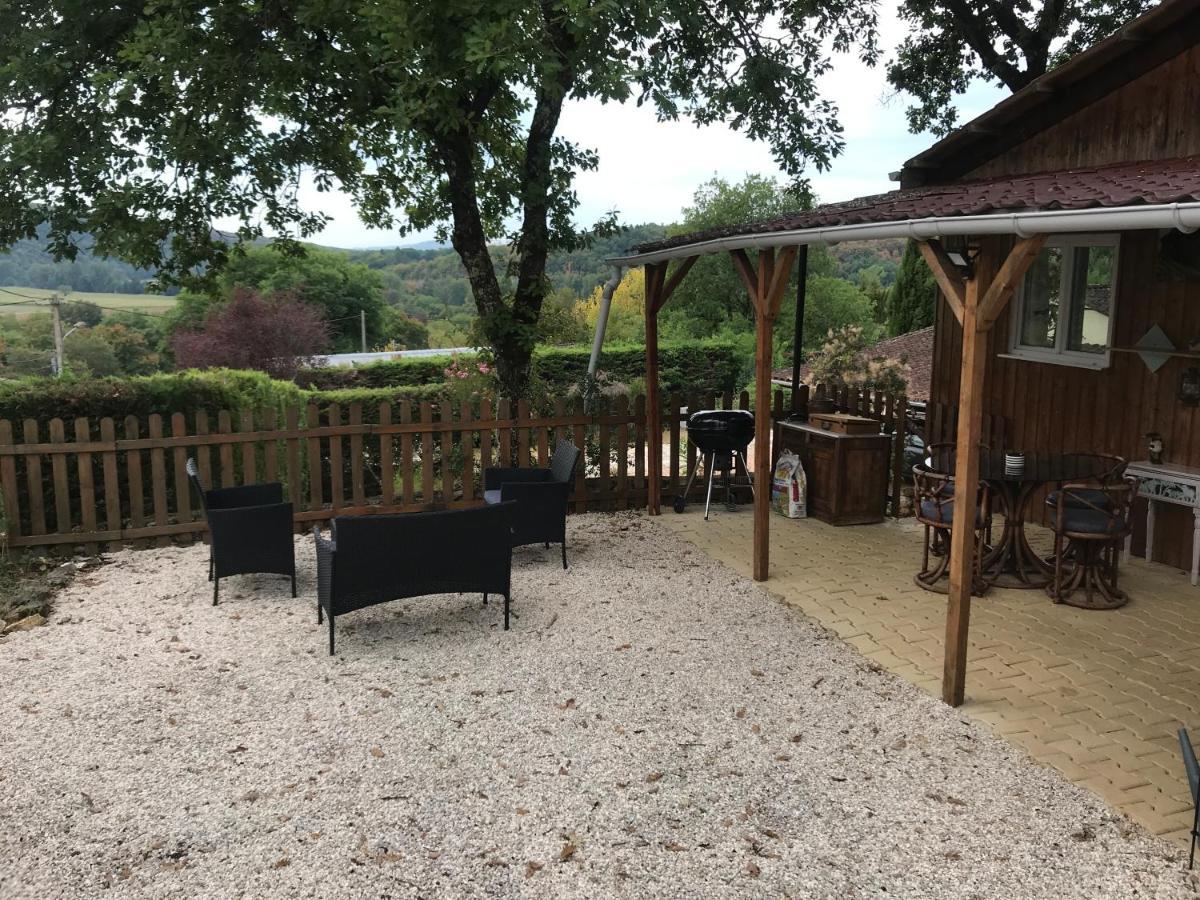 Chalet Lumineux Au Coeur Du Perigord Noir La Machome المظهر الخارجي الصورة